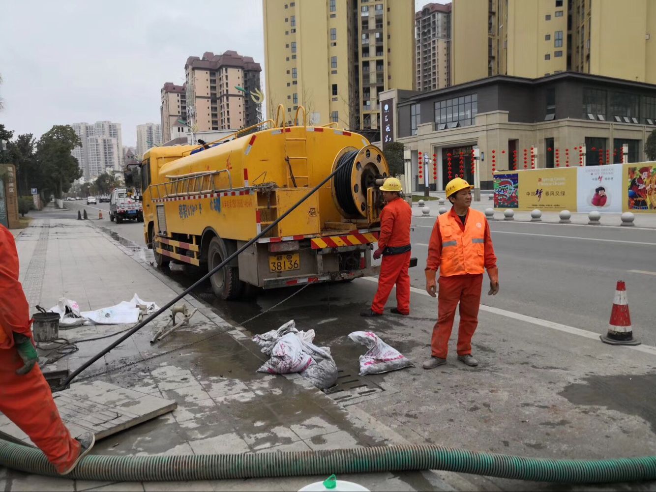 白鹭湖管理区排污管道清淤-管道清洗